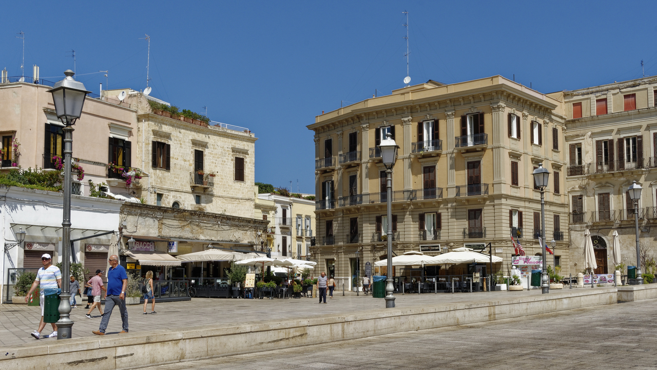 20160824 112604•Bari•Apulia•Italy